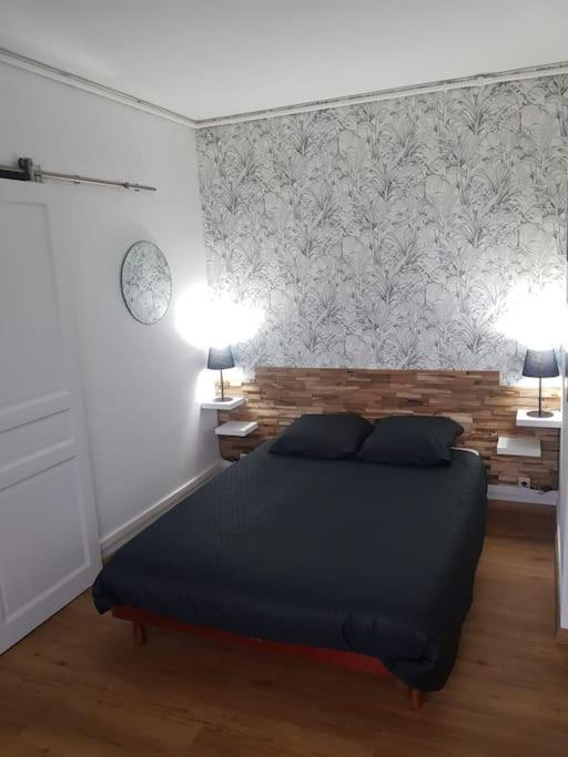Le Studio Du Quai Charleville-Mézières Exteriör bild